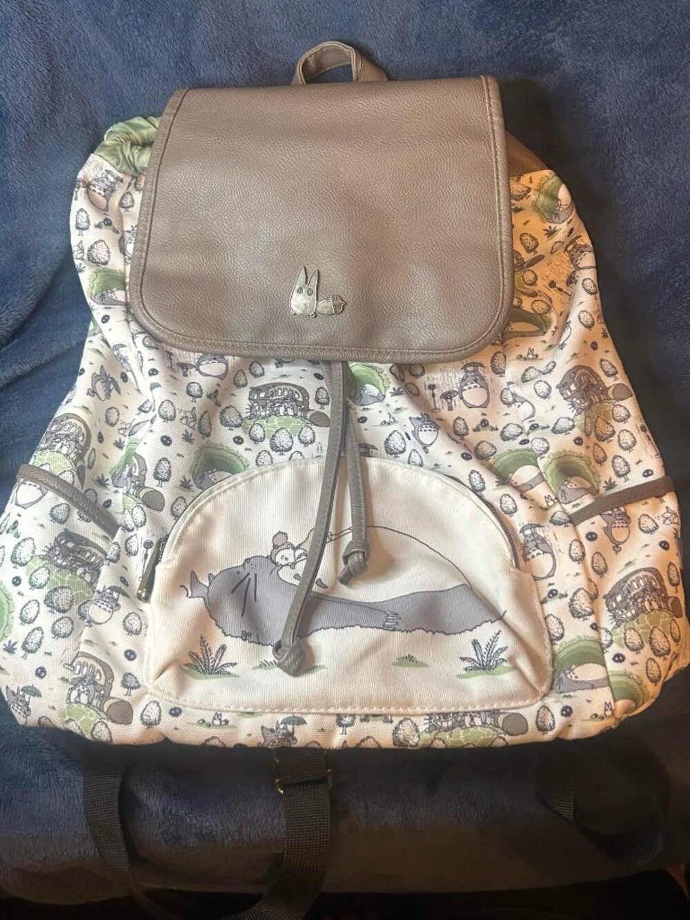 Loungefly Studio Ghibli My Neighbor Totoro Sleeping Totoro Slouch Backpack